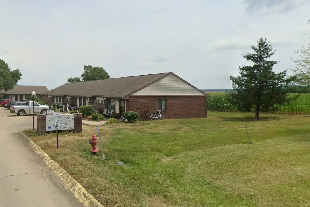 440 N Main St – photo 1 of 6