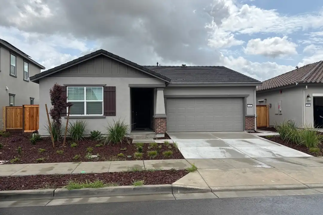 476 Pismo Dr – photo 1 of 15