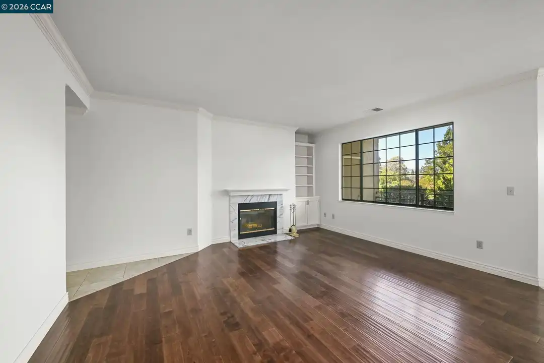 Apartment in San Ramon - View 3