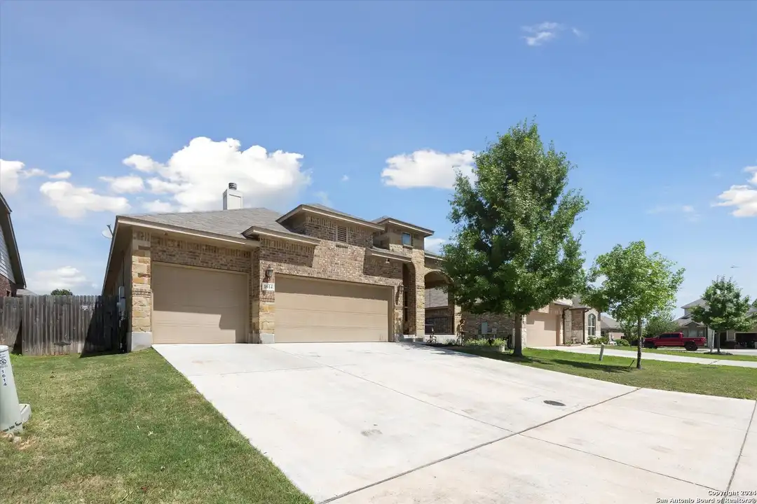 1614 Sun Canyon Blvd - View 2