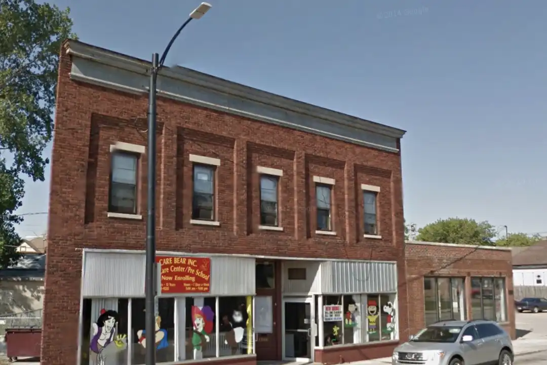 1300 Douglas Ave – photo 1