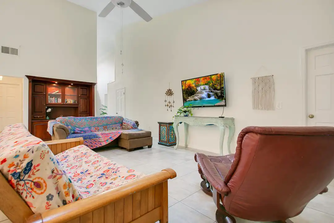 3411 Windy Wood Dr – pohled 6