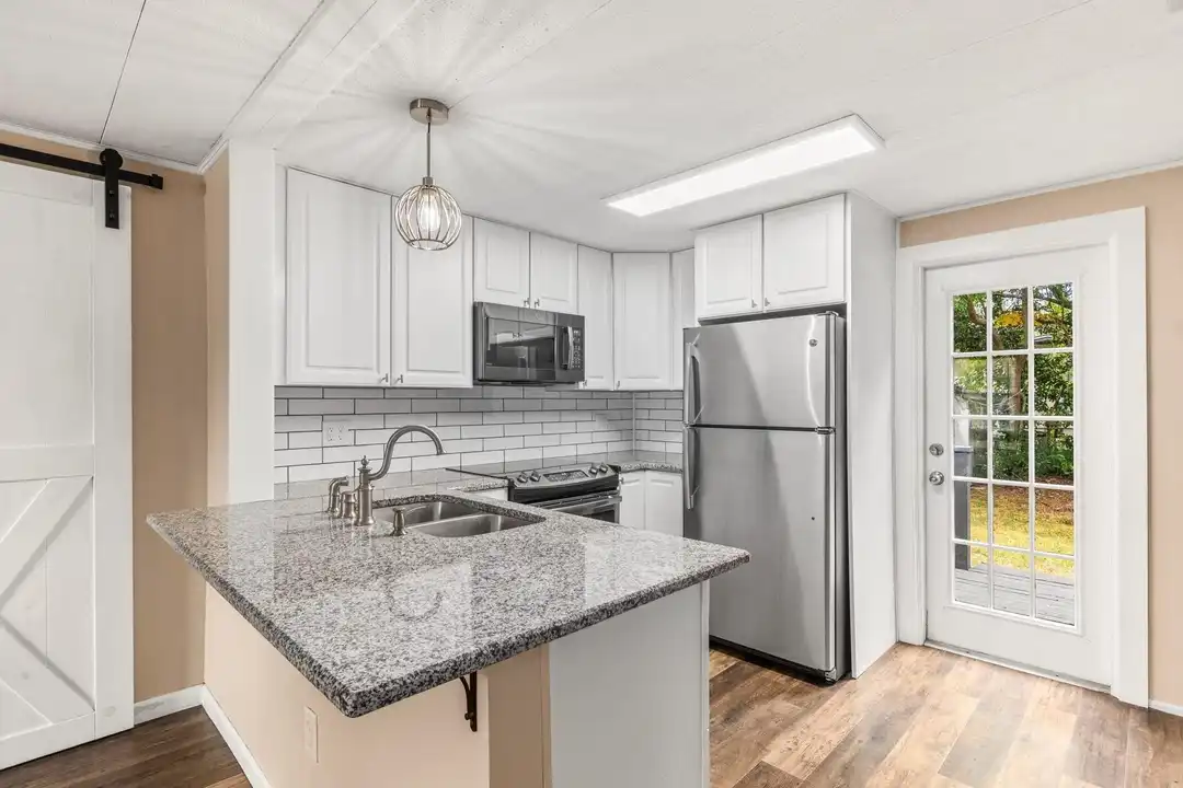 68 Angelo Ln - View 3