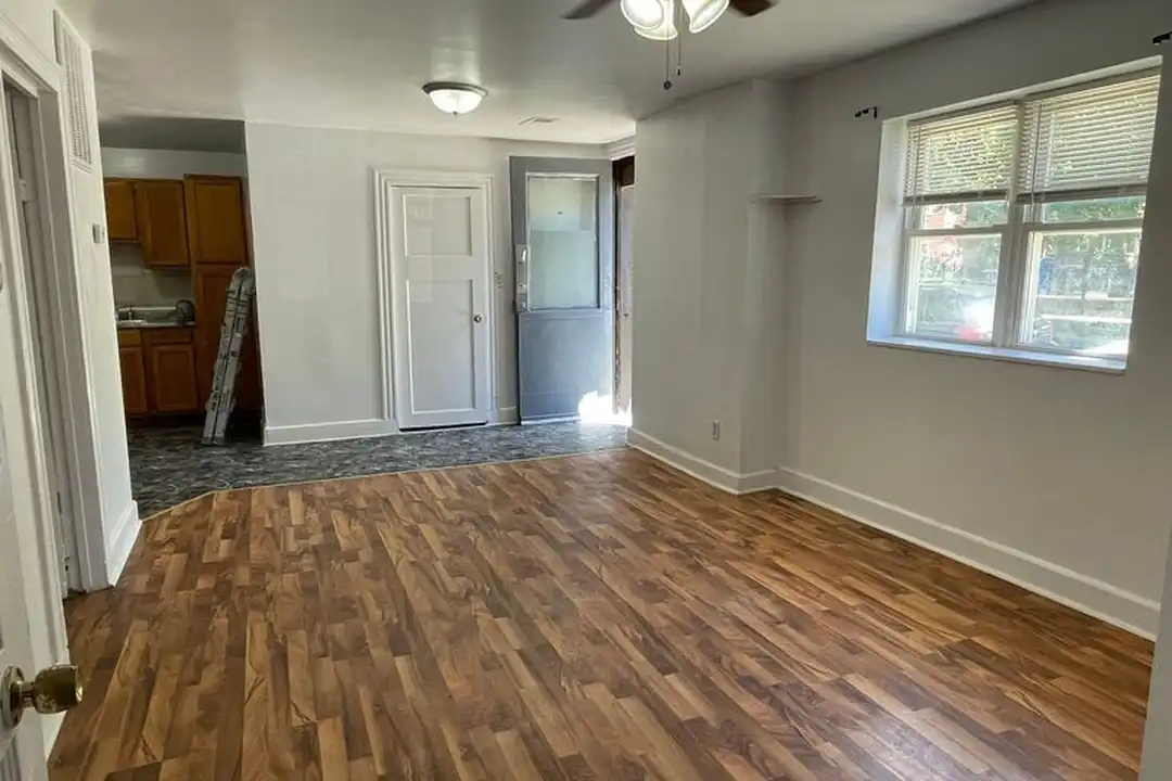 2500 N Sawyer Ave unit # 1R - View 5