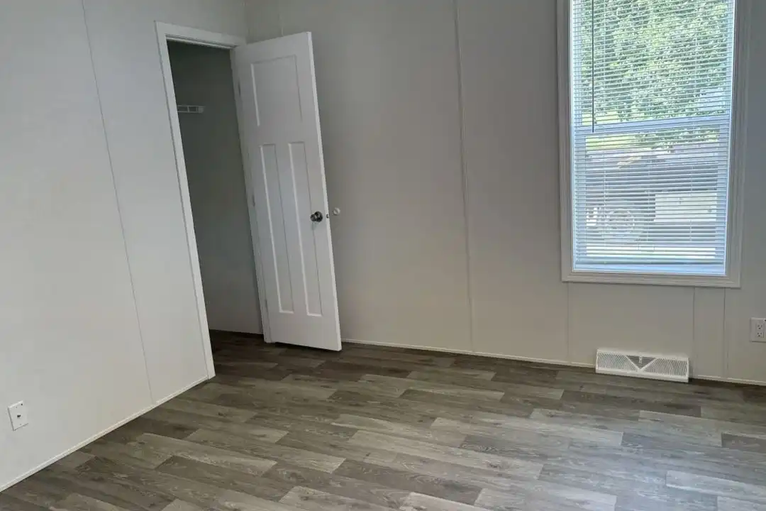 119 Cimarron #119 - View 6