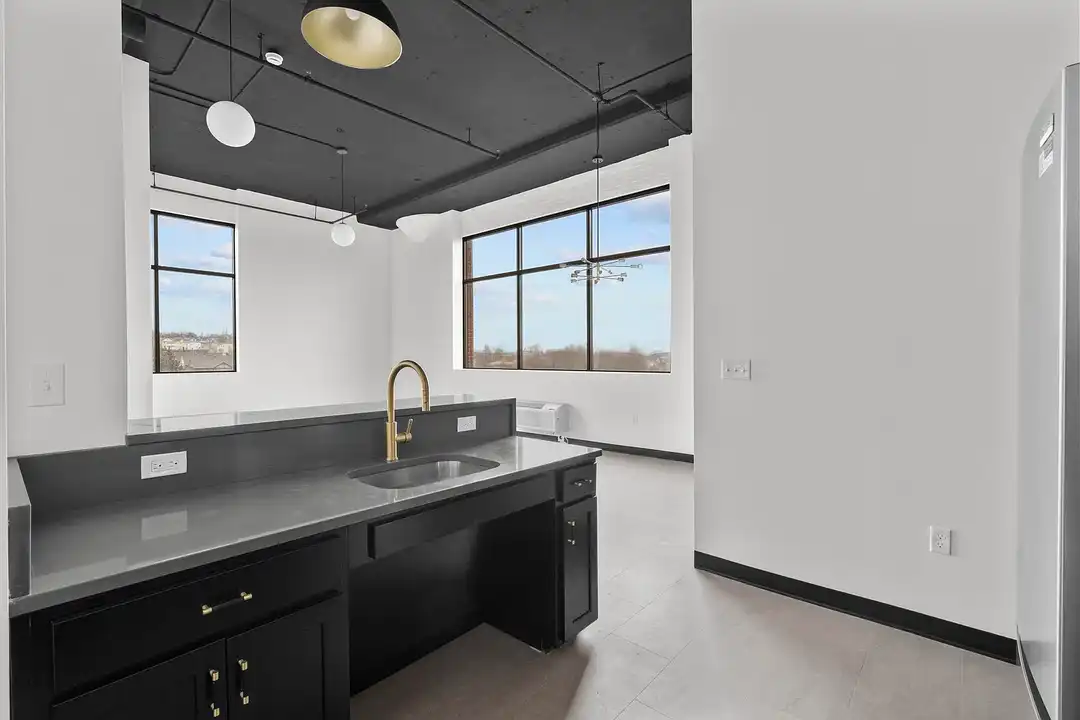 480 Myrtle Street – photo 1 of 66