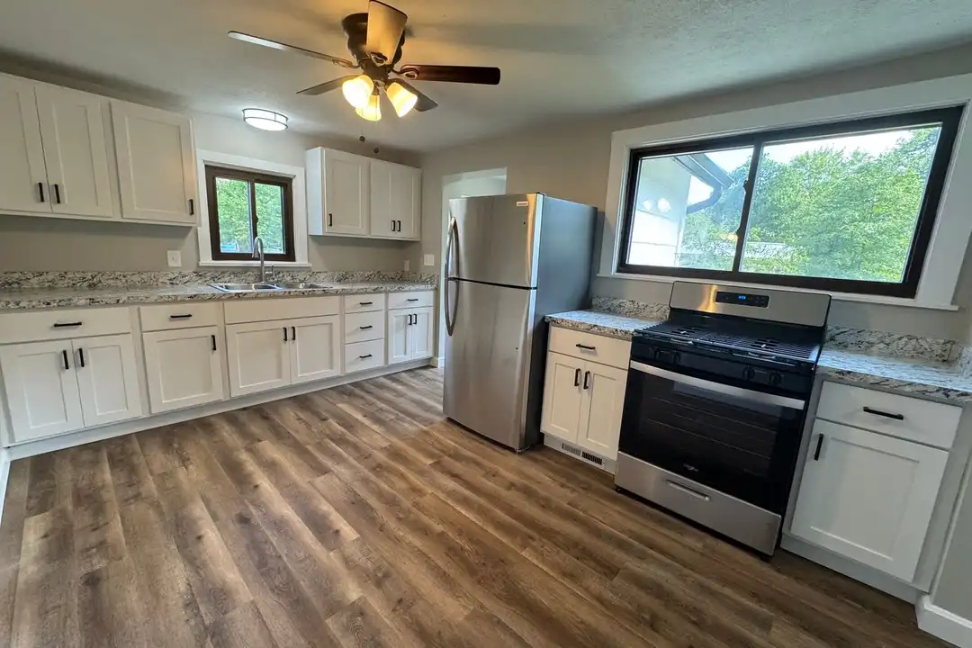10523 Williamson Rd – photo 1