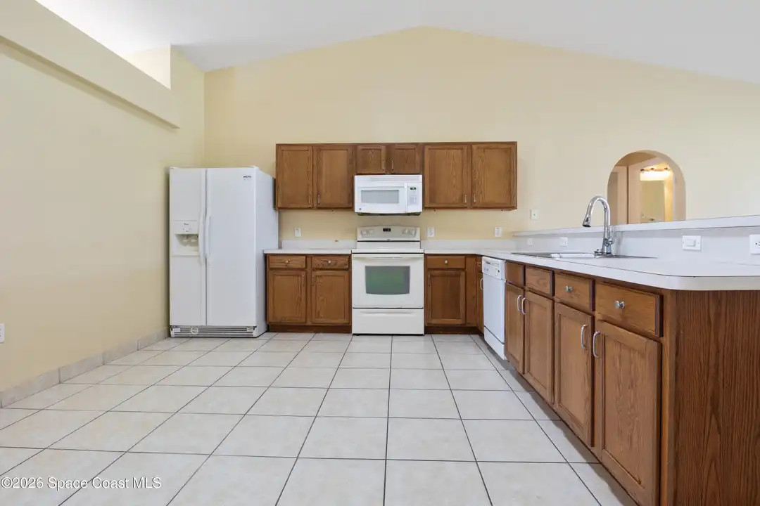 1406 Martinez St SE - View 6