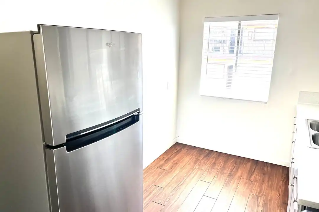 3643 S Barcelona St unit 03 - View 5