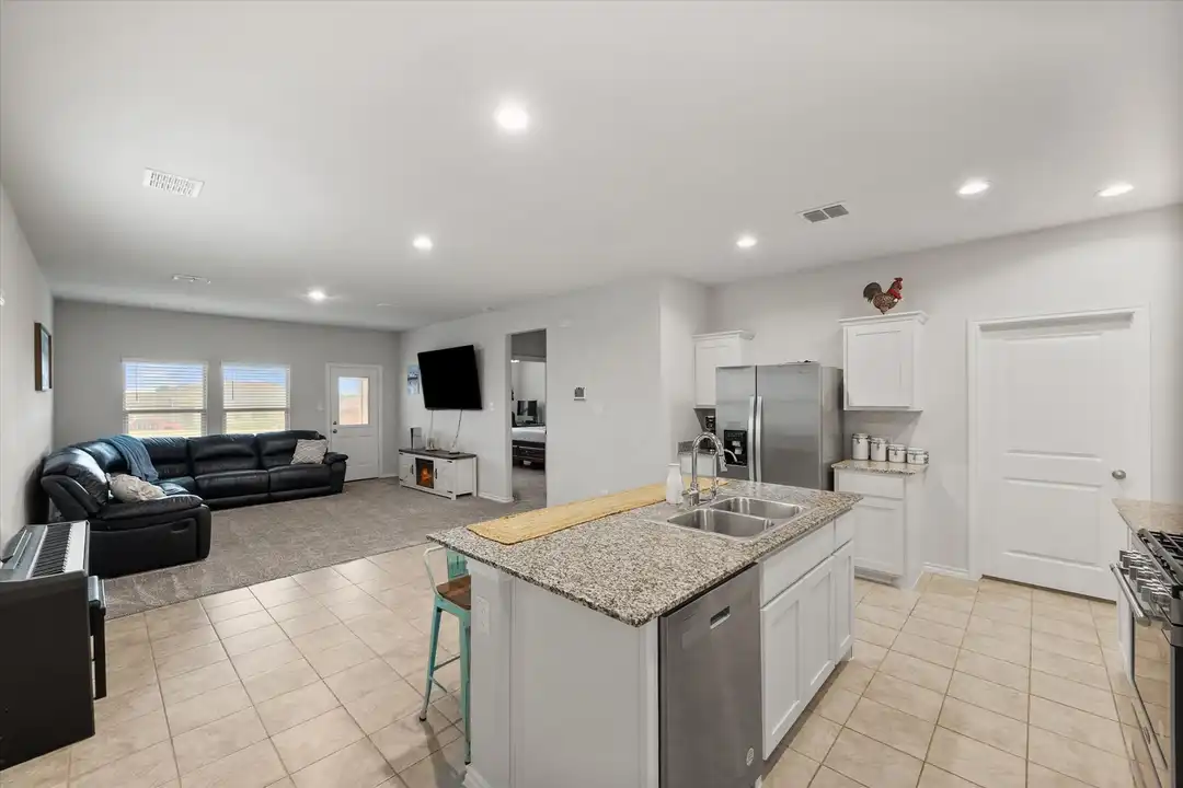 105 Greengate Dr - View 6