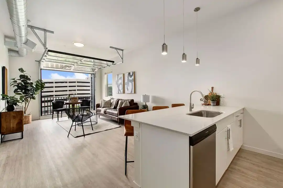 Axis West Flats - More