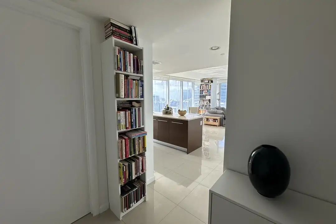 475 Brickell Ave unit 4815 - View 2