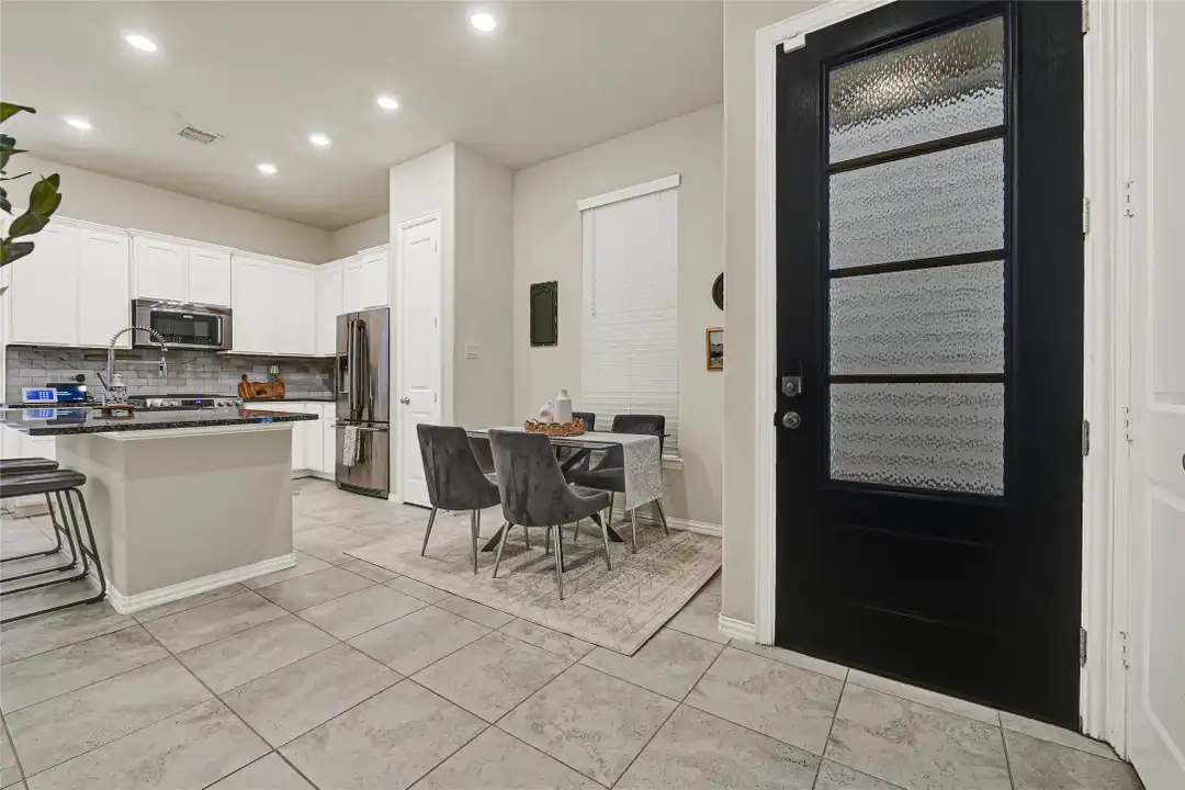 5104 Chapel Heights Dr - View 4