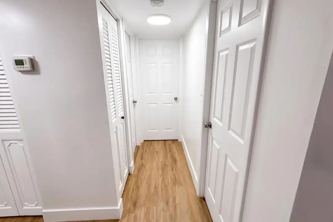 2741 Taft St unit 403 - View 5