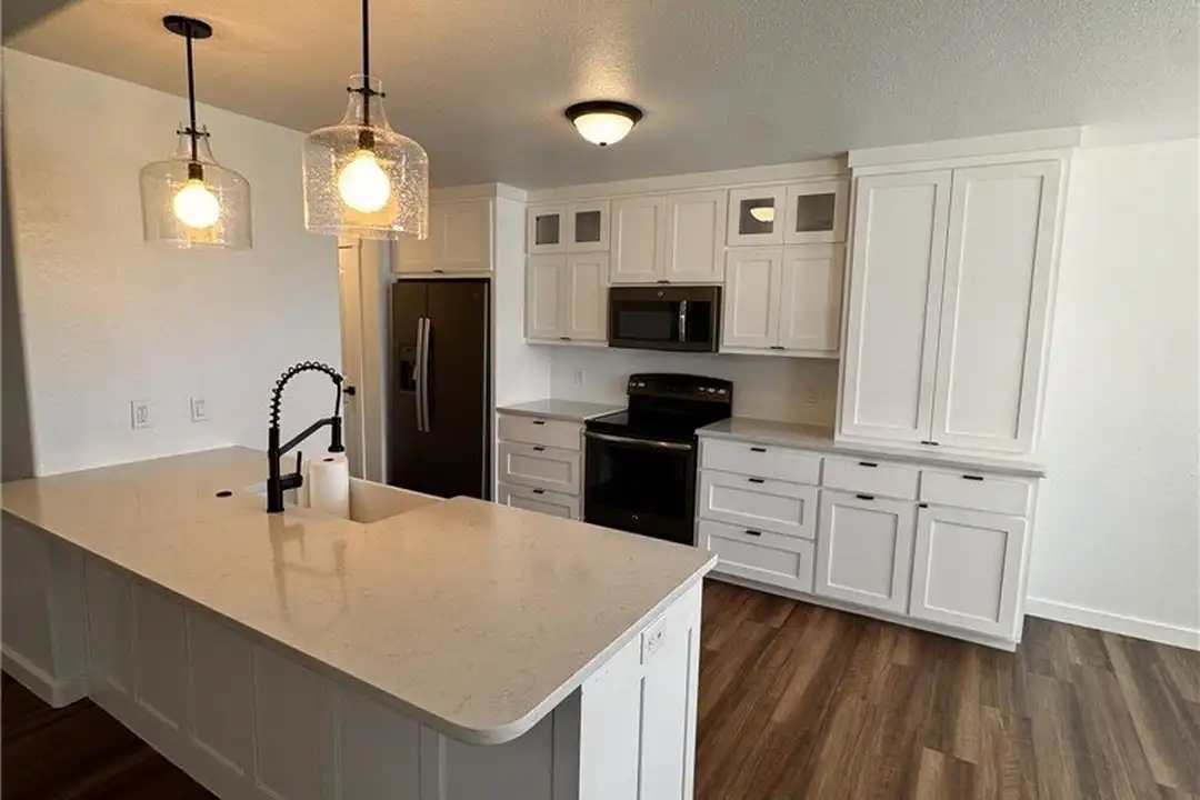 311 Violet St - View 4