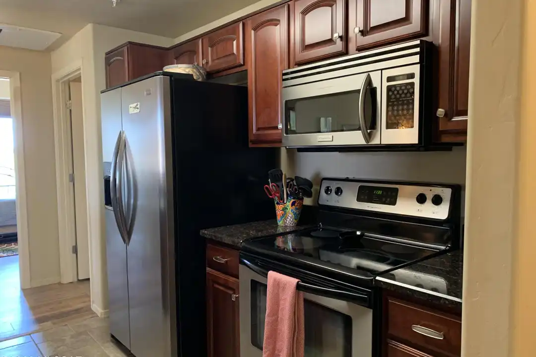 2550 E River Rd #16301 - More