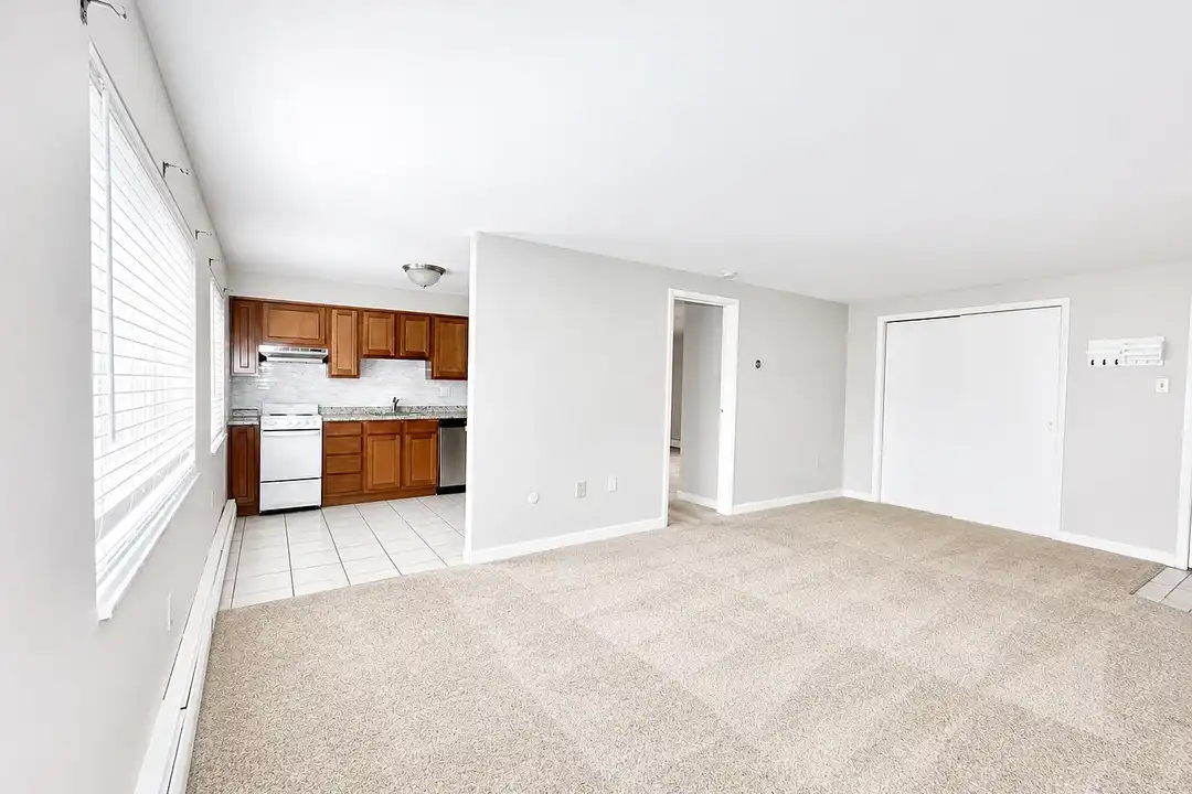 Cambridge Apartments – photo 1 of 17