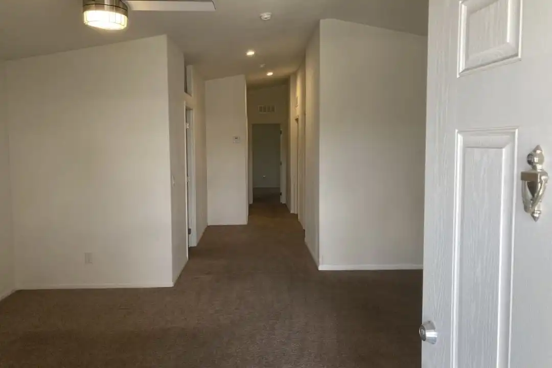 House in Peoria - View 5