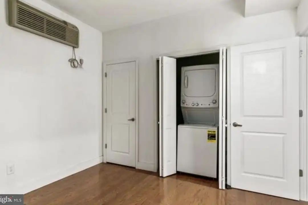 1637 Poplar St #LL1 – pohled 5