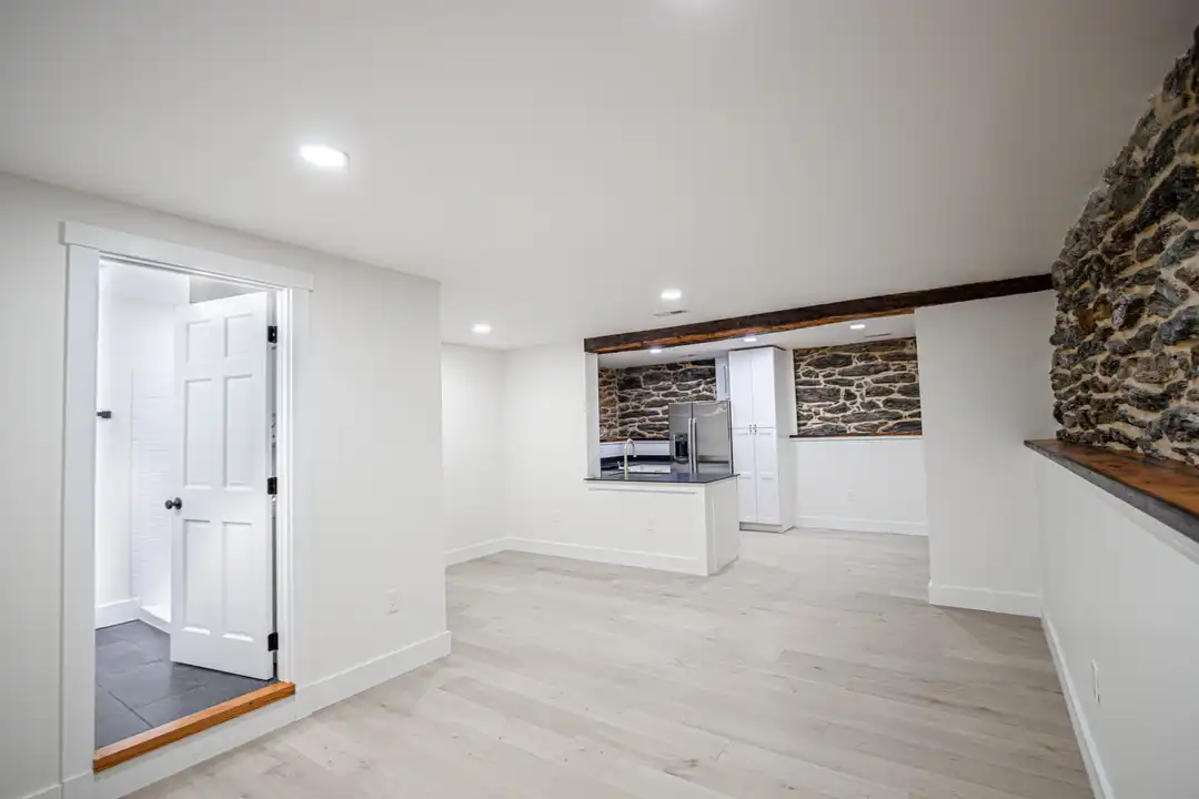 9 S Main St unit 2 – photo 1 of 23