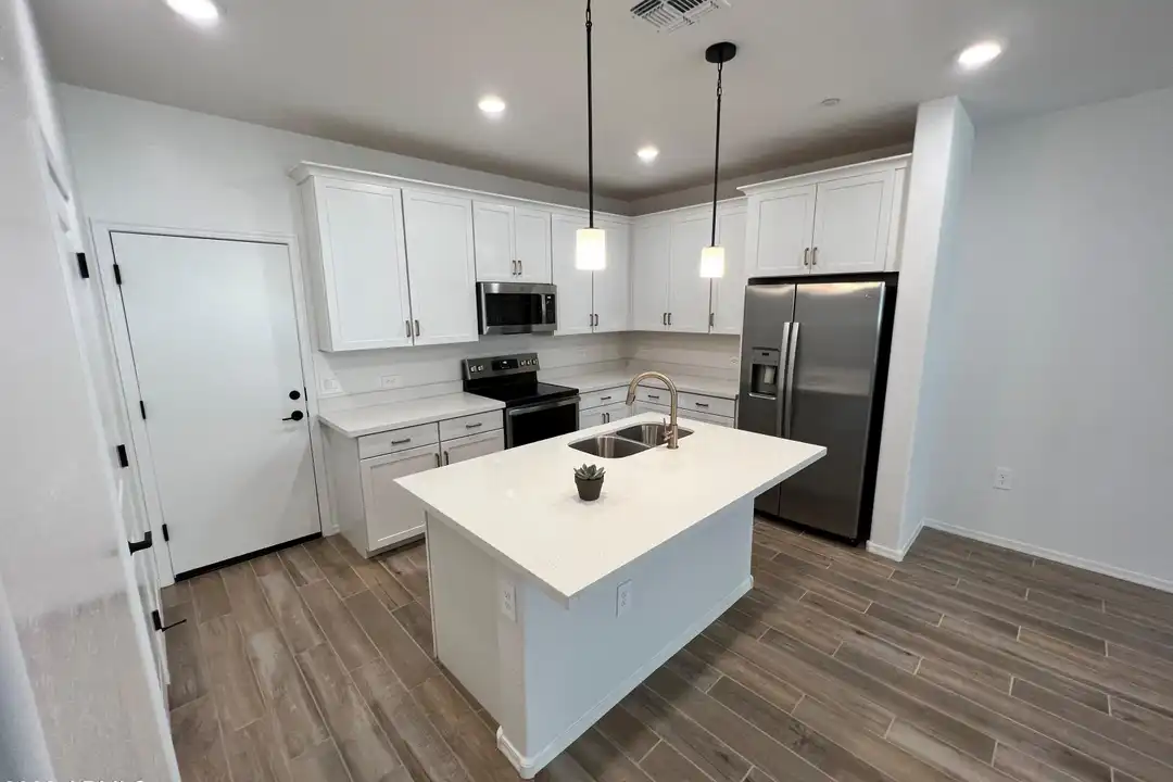 Apartment in Gilbert - View 2
