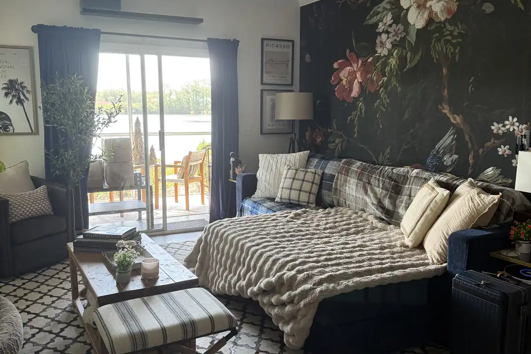 10000 Gate Pkwy N unit 812 – pohled 3