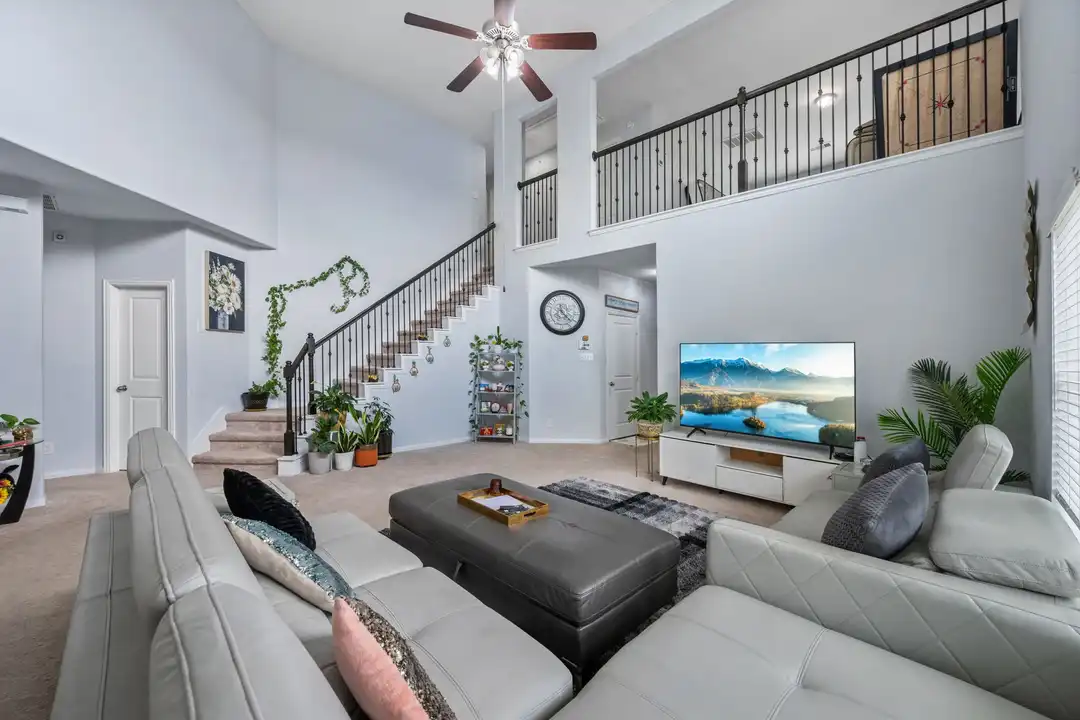 8831 W Cres Lake Cir - View 6