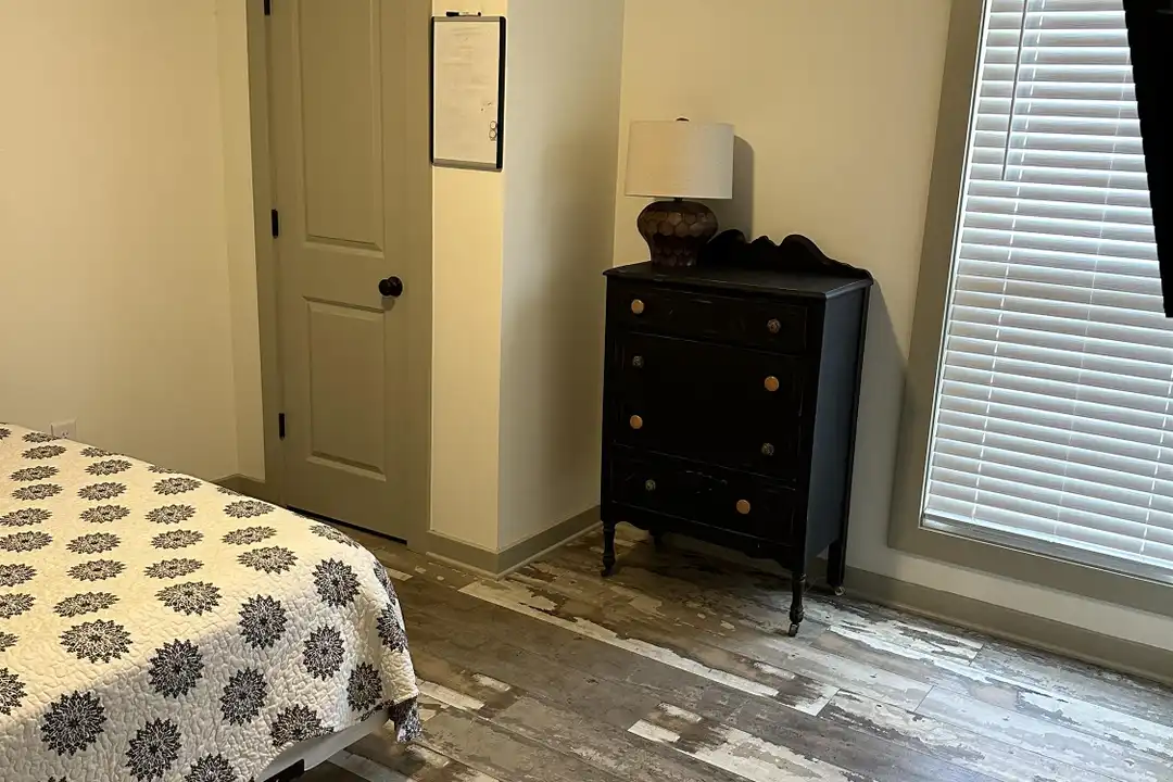 188 Vickery St unit B - More
