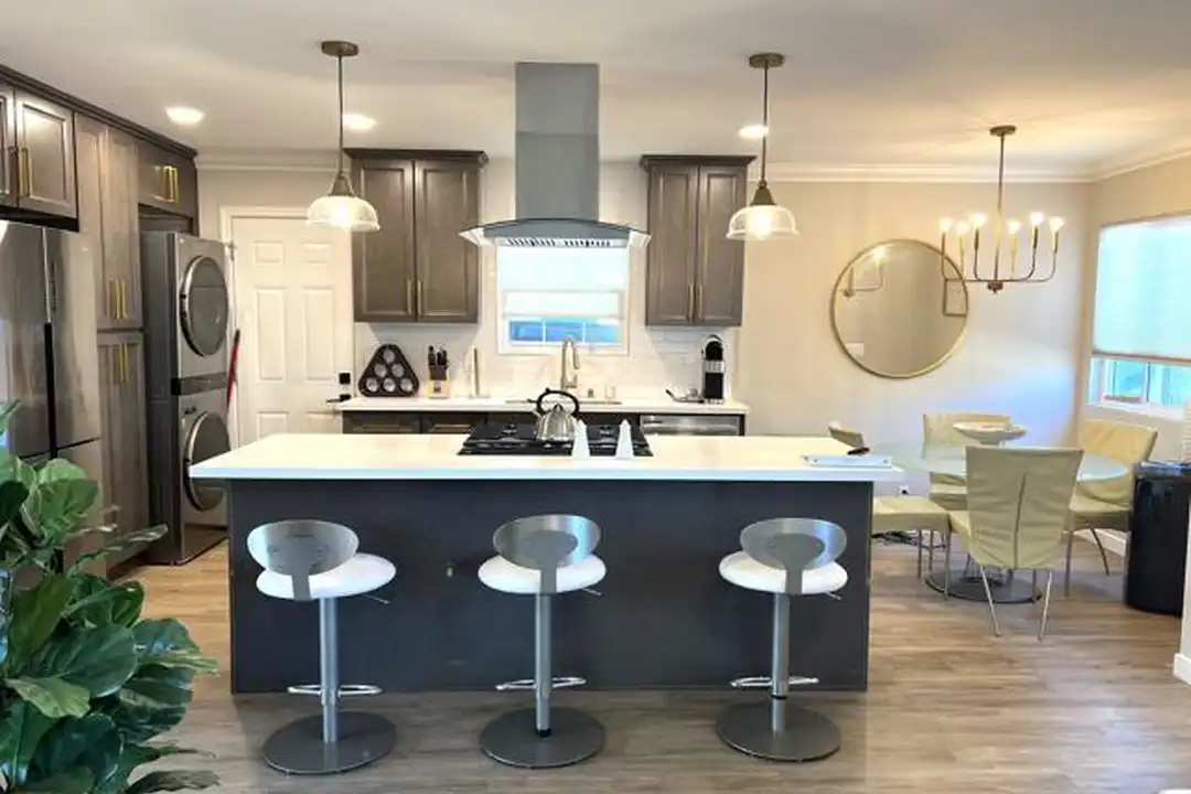 3589 Nina St - More