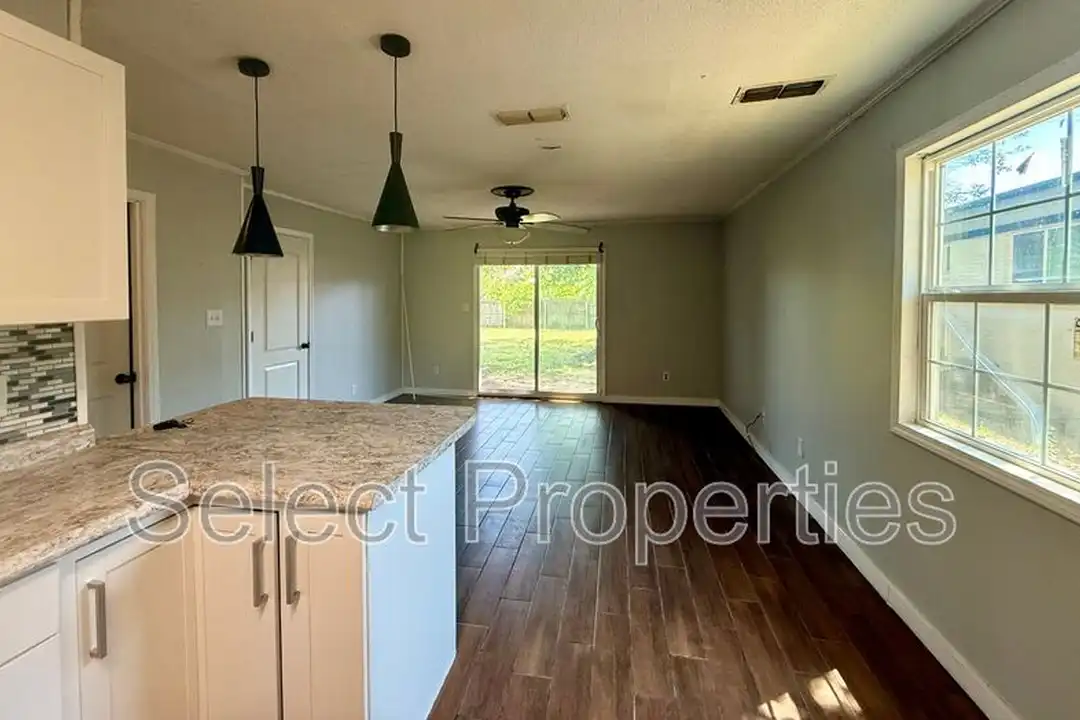 2213 Spence Cir unit 2 - View 3
