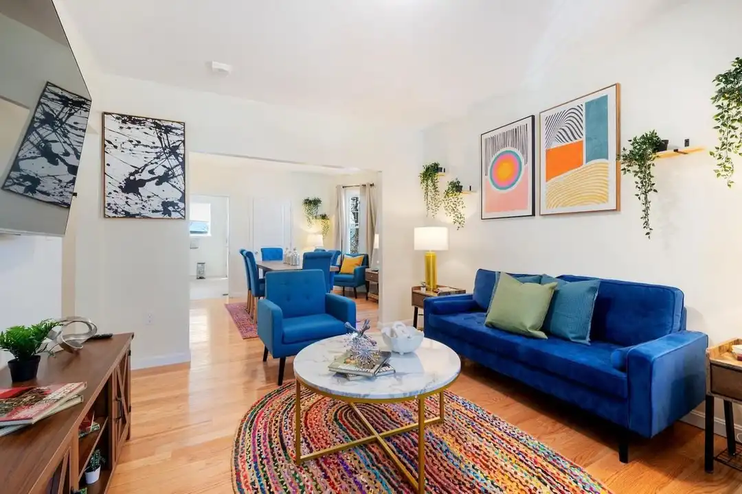 Apartment in Boston - View 2