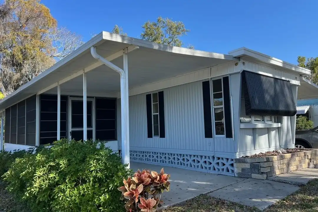 11 Shady Ln – photo 1 of 15