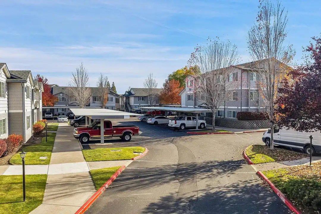 Stonebriar Apartments - View 4