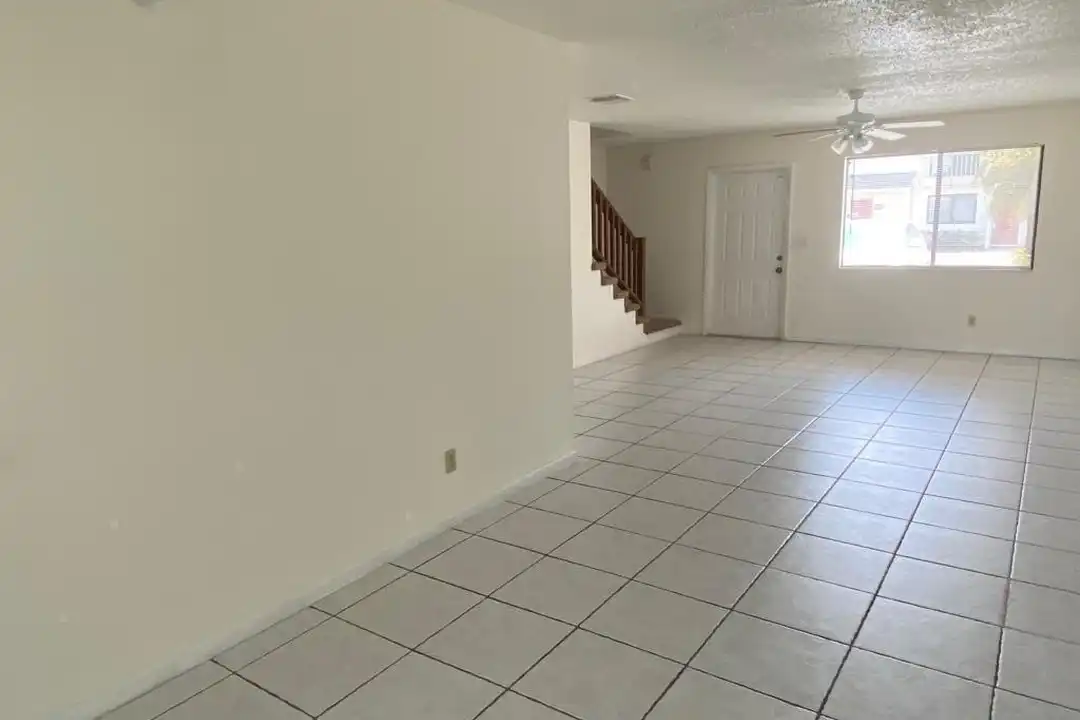 4901 Pier Dr - View 4