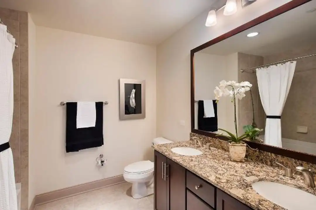 9750 Cres Park Cir – photo 1 of 17