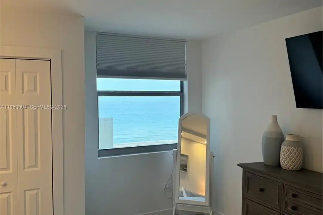 9273 Collins Ave unit 810 - View 5