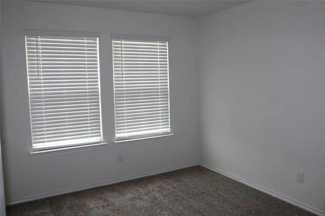 3012 Glazner Dr - View 6