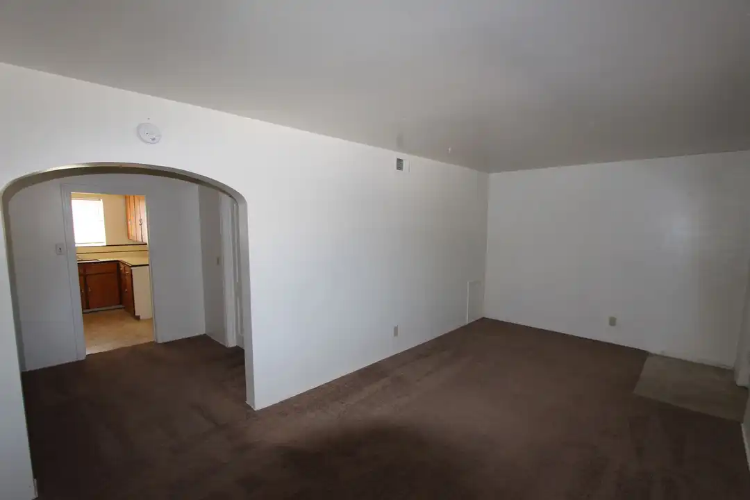 324 N San Francisco St unit (323) Unit #3 - View 5