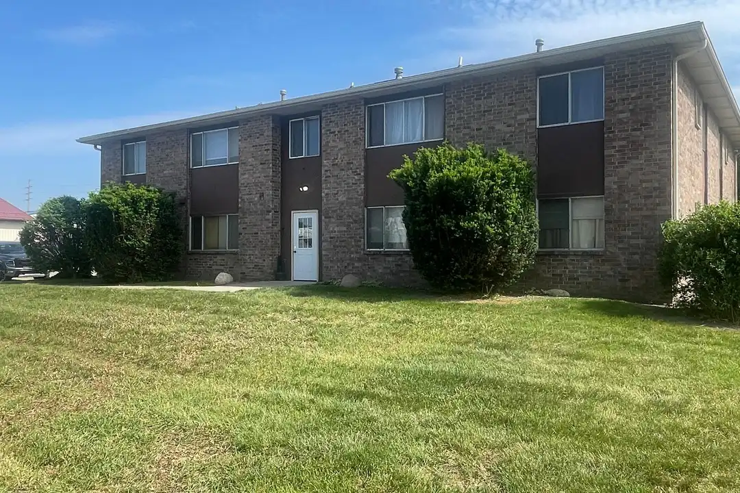 1309 W Larson St unit Unit G4 – photo 1 of 13