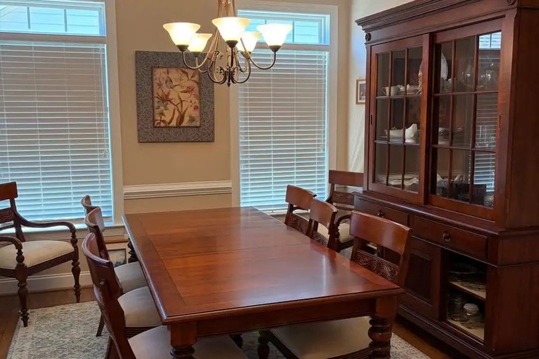 125 Gramercy Ct - View 5