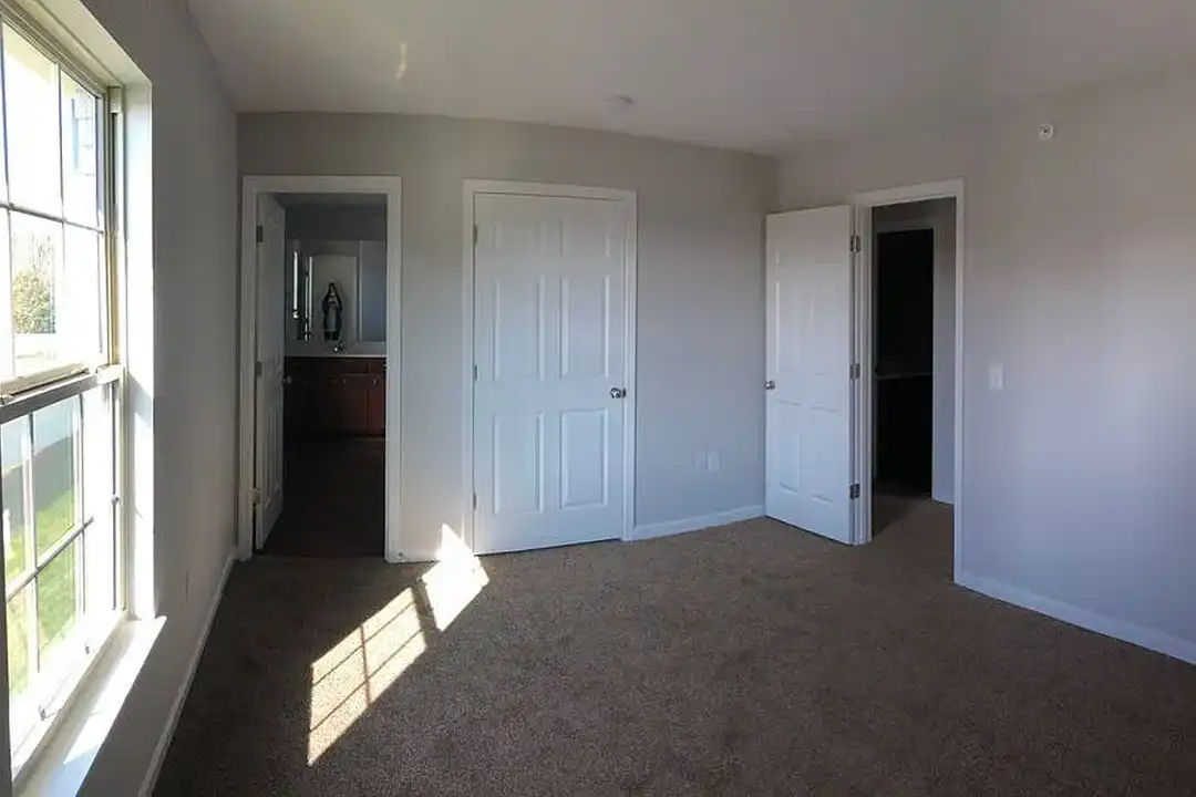 Amanda Place Apartments – photo 1
