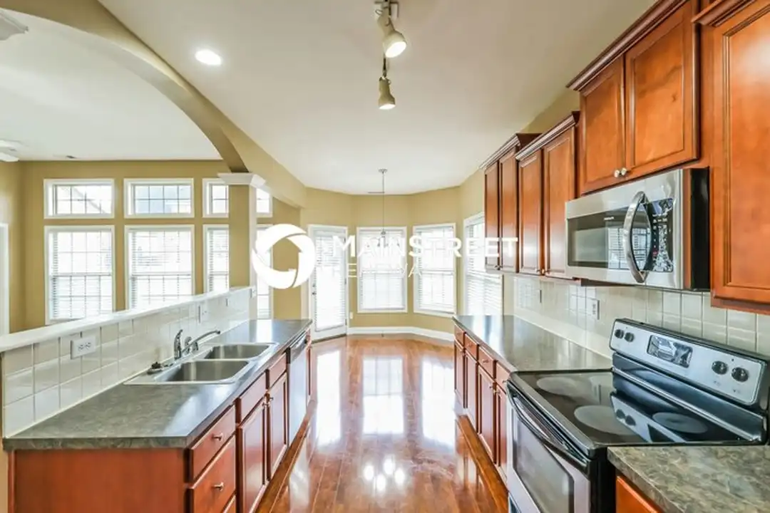 7101 Leo Saddler Way – pohled 5