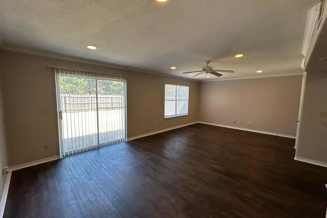 2507 Pascal Ct unit A - View 2