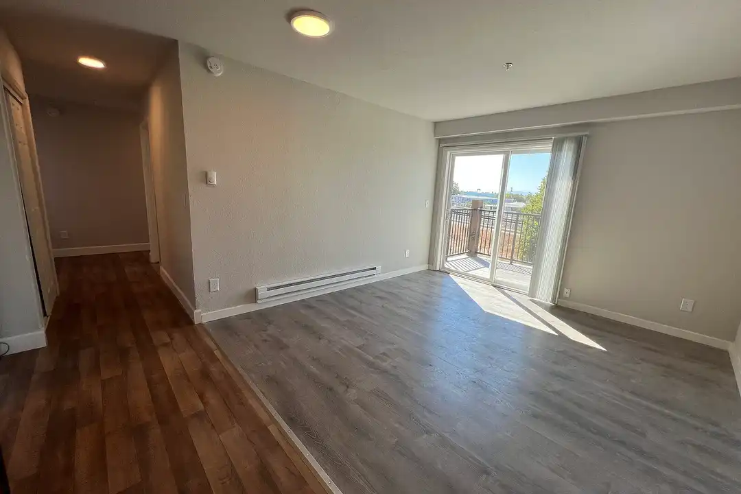 Dixon Landing Apartments - More