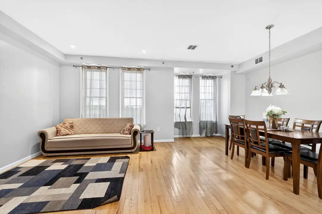 612 12th St #3 - View 4
