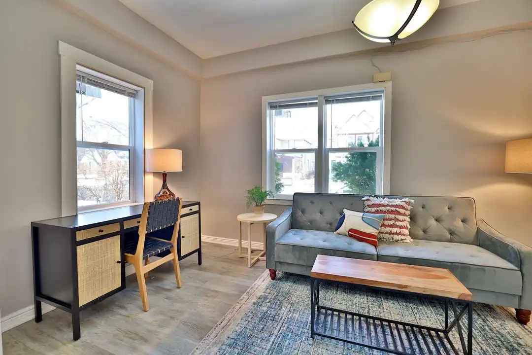 2813 Garfield Ave unit Apt. 2815-1 – další