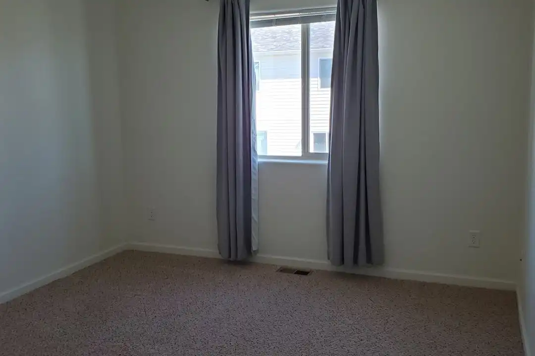Apartment in Cheyenne - View 4