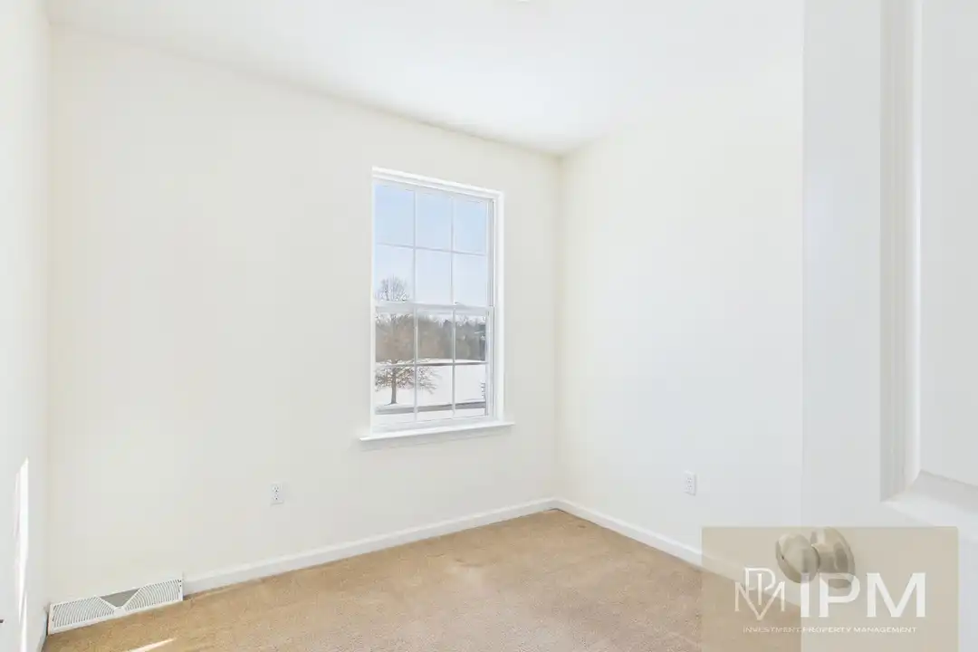 379 Mesa Ln - More