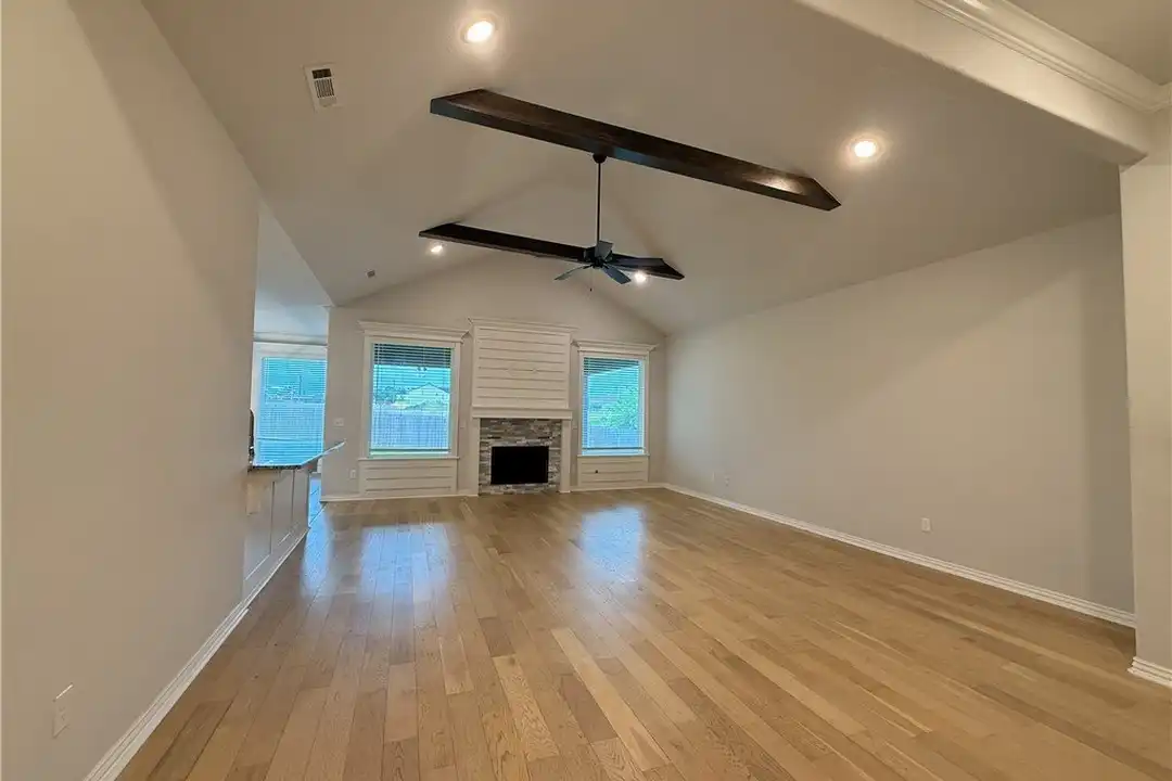 805 Carlock Dr - View 4