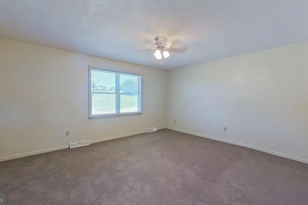 261 Ark Dr - View 6